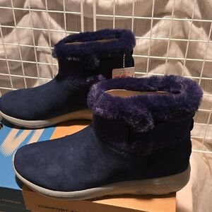 Skechers On-The-Go Blue Box